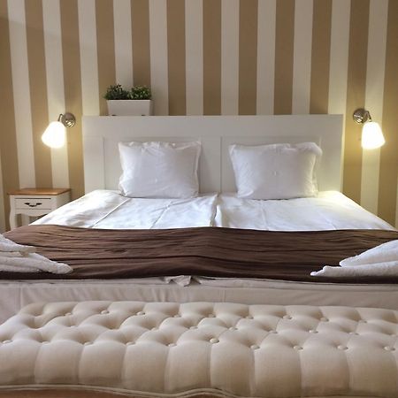 Art Hotel Varna ภายนอก รูปภาพ